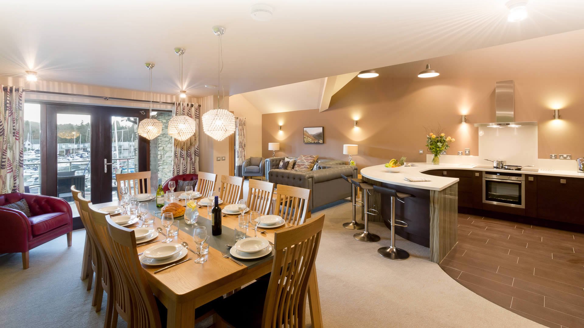 Cottages & Apartments in Windermere Windermere Marina Village